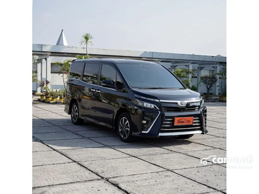 2018 Toyota Voxy Wagon