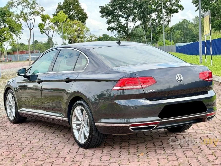 2019 Volkswagen Passat TSI Highline Sedan