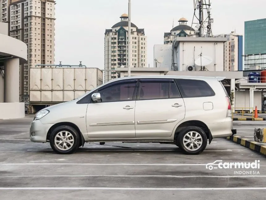 2010 Toyota Kijang Innova G MPV