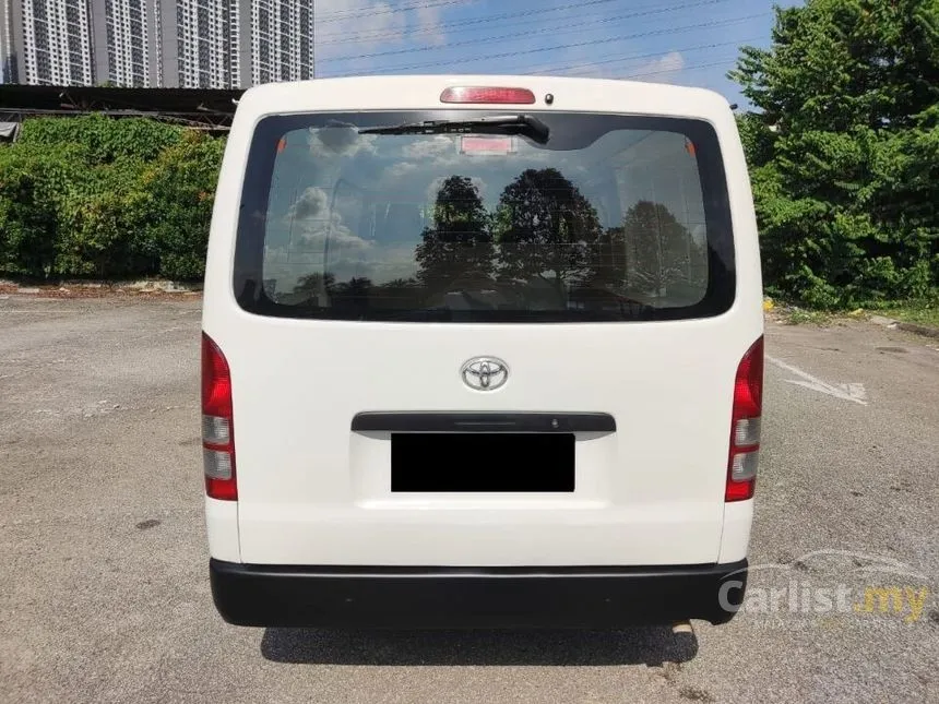 2010 Toyota Hiace Panel Van