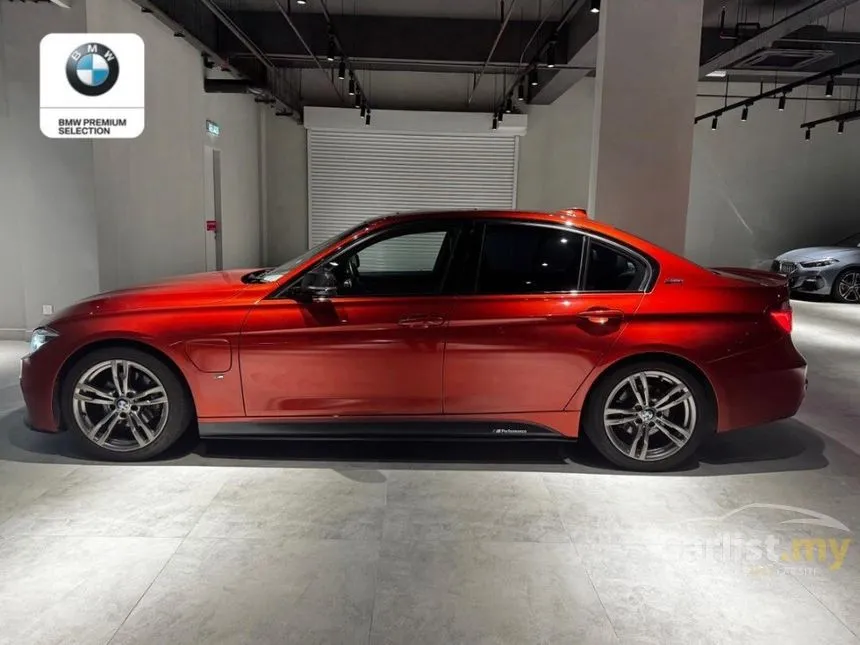 2019 BMW 330e M Sport Sedan