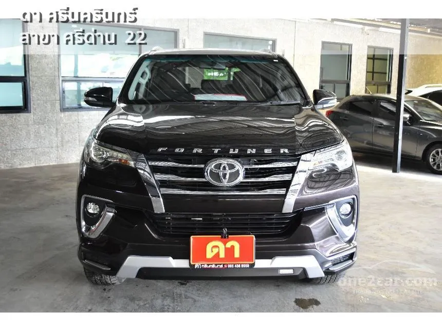 2018 Toyota FORTUNER V SUV