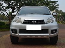 Daihatsu Terios TX 2013 Silver Tdp 5 Jt