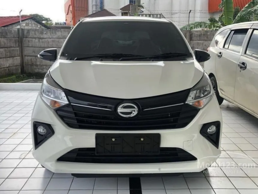 Jual Mobil Daihatsu Sigra 2023 R 1.2 di Jawa Barat Automatic MPV Putih Rp 155.000.000
