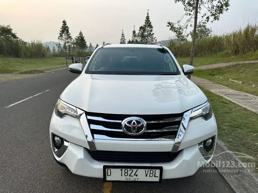 Jual Mobil Toyota Fortuner 2017 VRZ 2.4 di Jawa Barat Automatic SUV Putih Rp 375.000.000