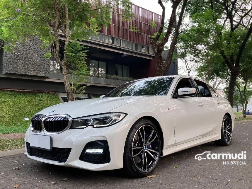 2021 BMW 330i M Sport Sedan