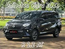 2023 Daihatsu Sigra 1.2 R MPV (TDP 1 juta) Pajak Maret 2026. Spion RETRACTABLE