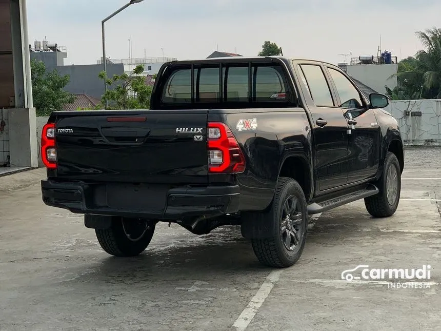 2024 Toyota Hilux V Dual Cab Pick-up