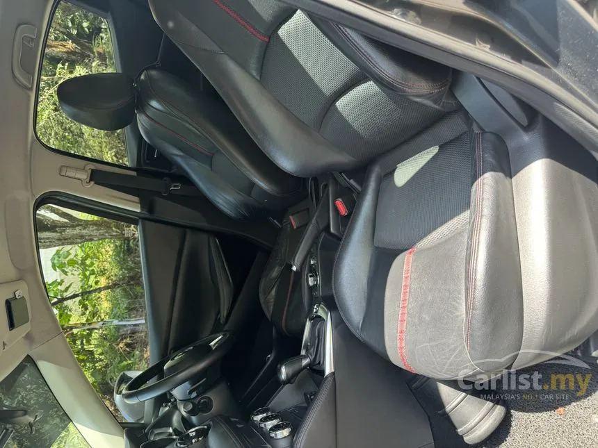 2015 Mazda 2 SKYACTIV-G Hatchback
