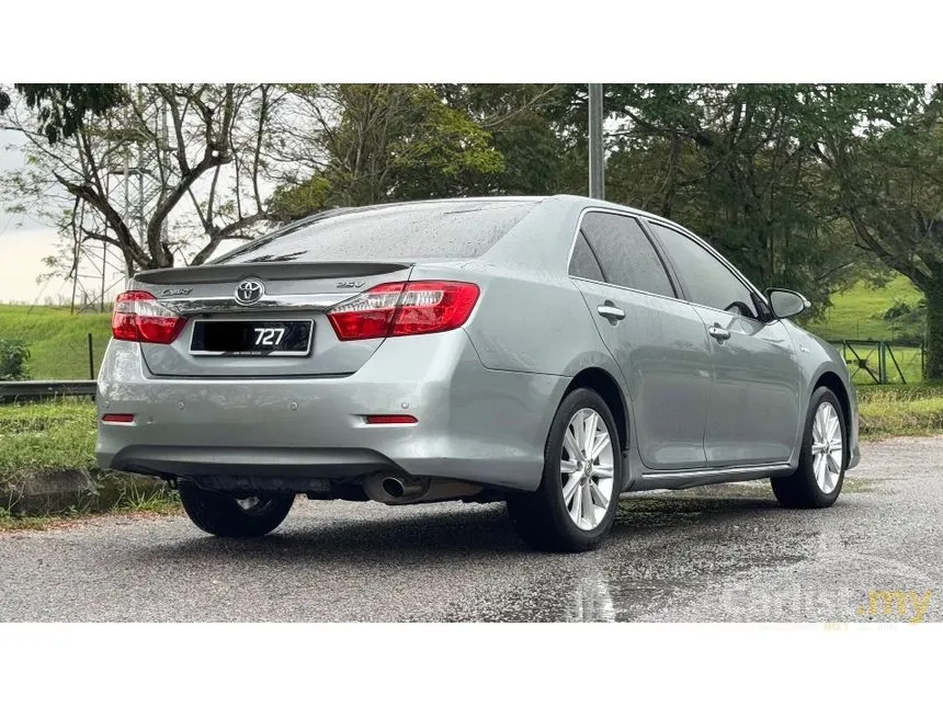 2012 Toyota Camry V Sedan