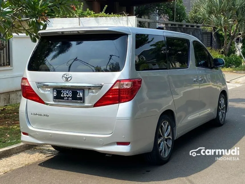 2011 Toyota Alphard S MPV