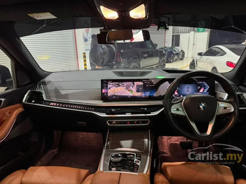 2023 BMW X7 xDrive40i Pure Excellence SUV