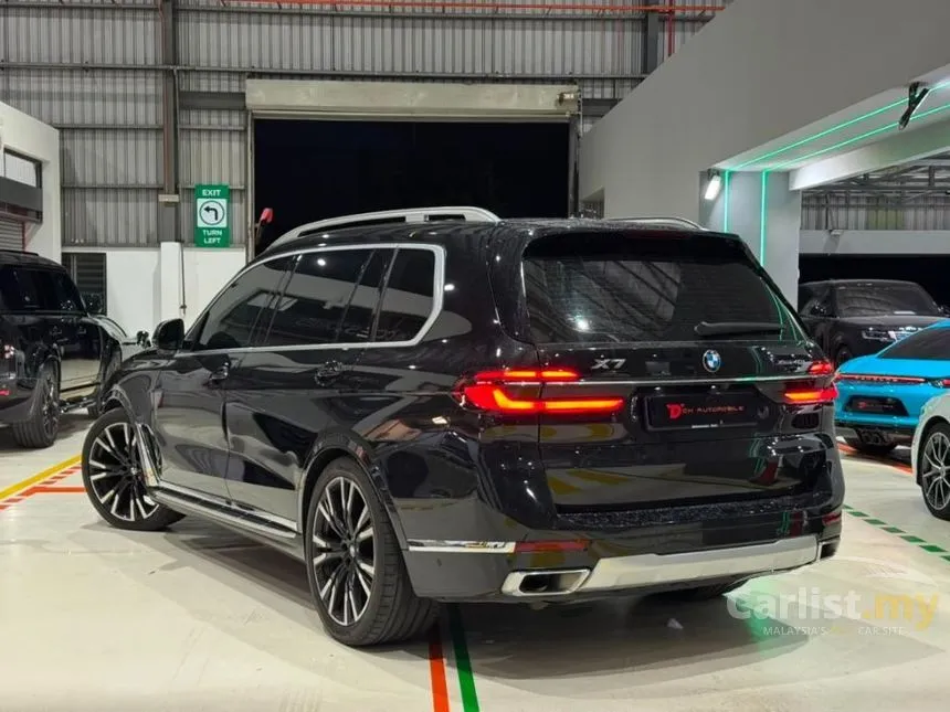 2023 BMW X7 xDrive40i Pure Excellence SUV