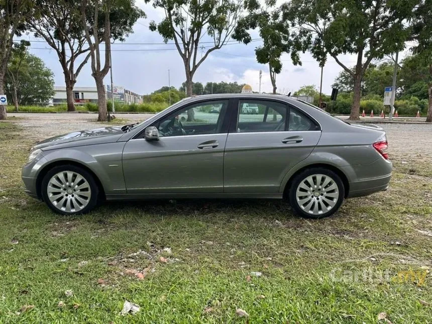 2009 Mercedes-Benz C200K Avantgarde Sedan