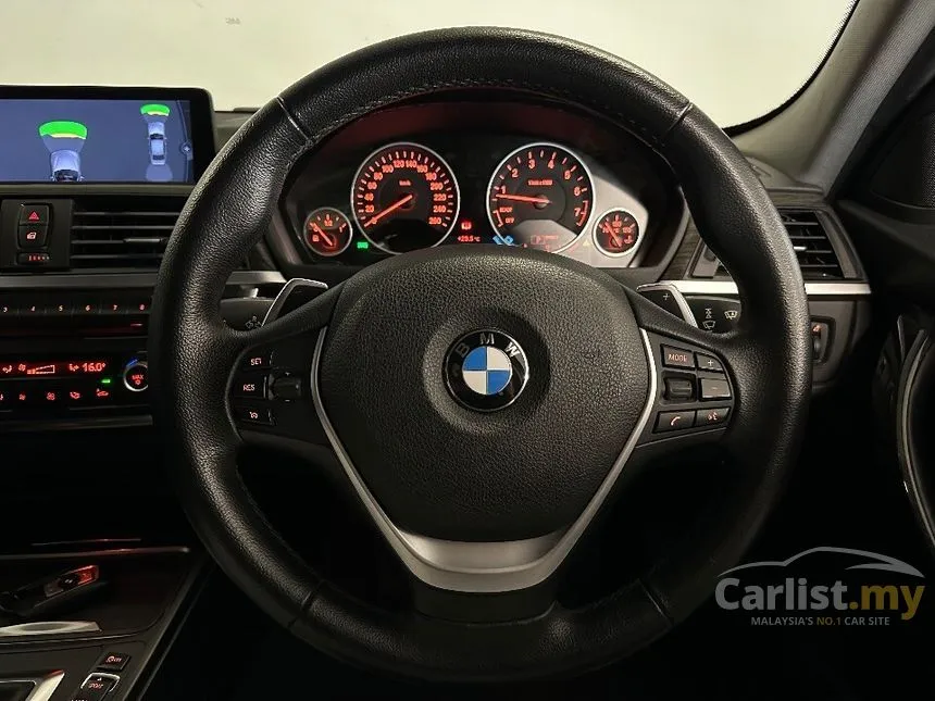 2012 BMW 328i Luxury Line Sedan