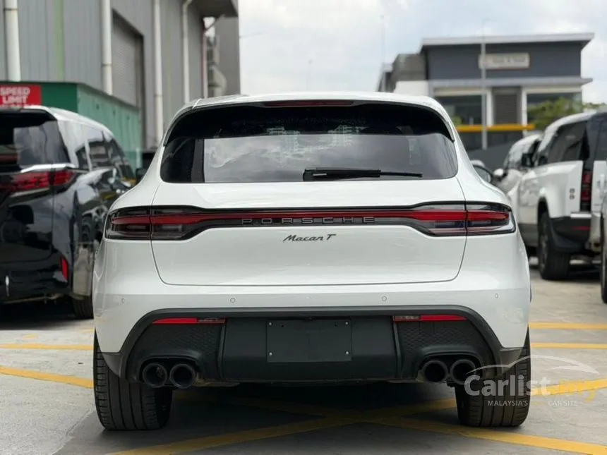 2025 Porsche Macan SUV