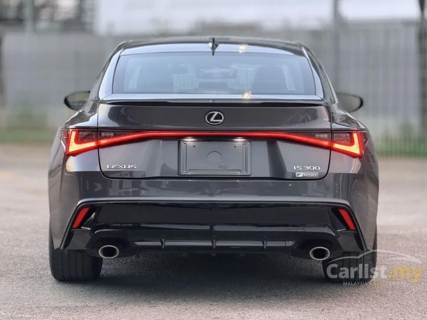 2022 Lexus IS 300 F Sport Sedan