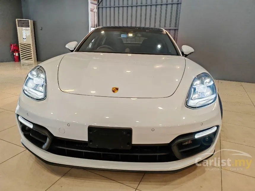 2022 Porsche Panamera Hatchback