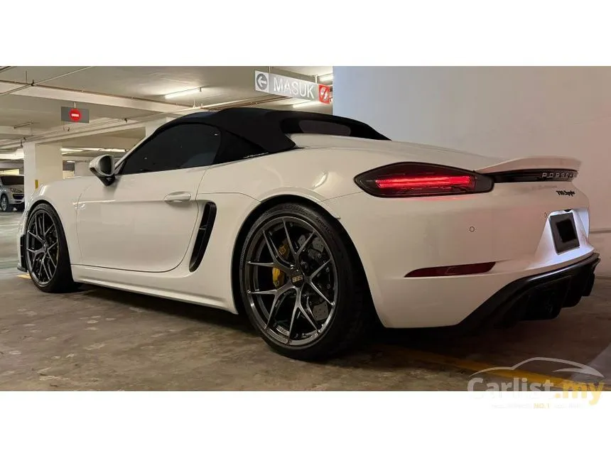 2021 Porsche 718 Spyder Convertible