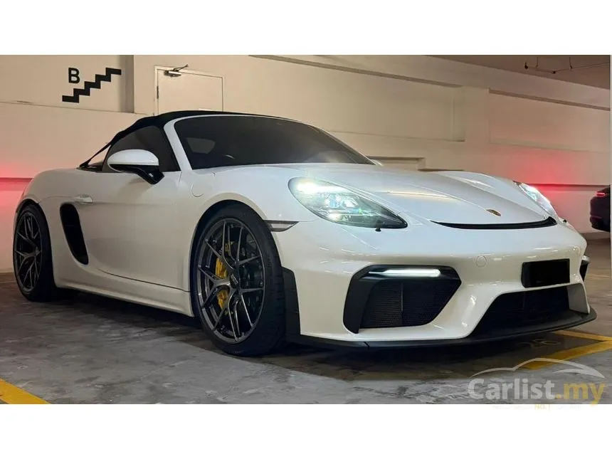 2021 Porsche 718 Spyder Convertible