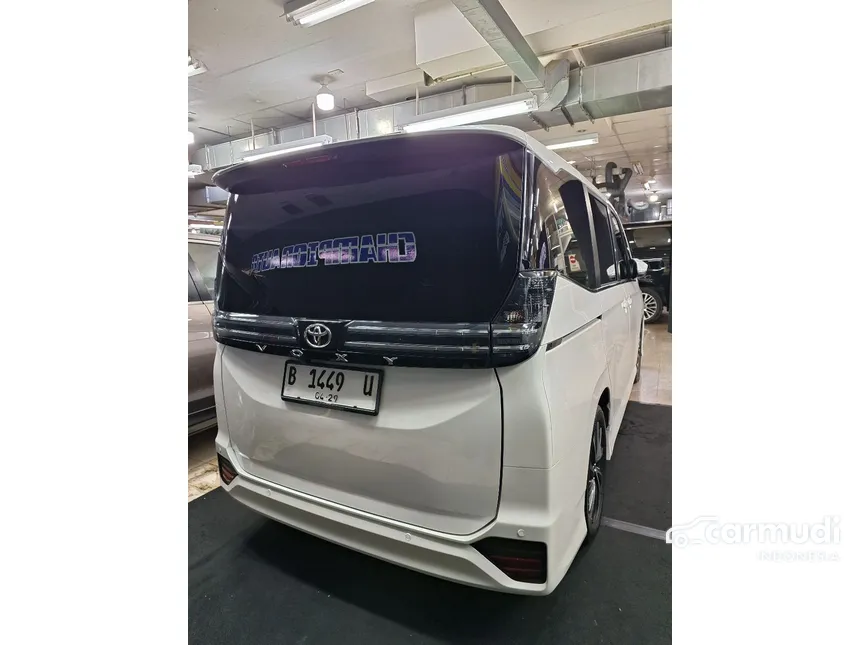 2024 Toyota Voxy (Premium Color) MPV