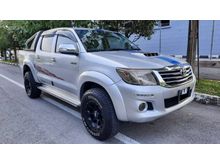2013 Toyota Hilux 2.5 G VNT Pickup Truck