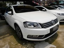 2011 Volkswagen Passat 1.8 TSI Sedan -- WELL MAINTAINED --
