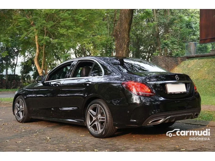 2019 Mercedes-Benz C300 AMG Line Sedan