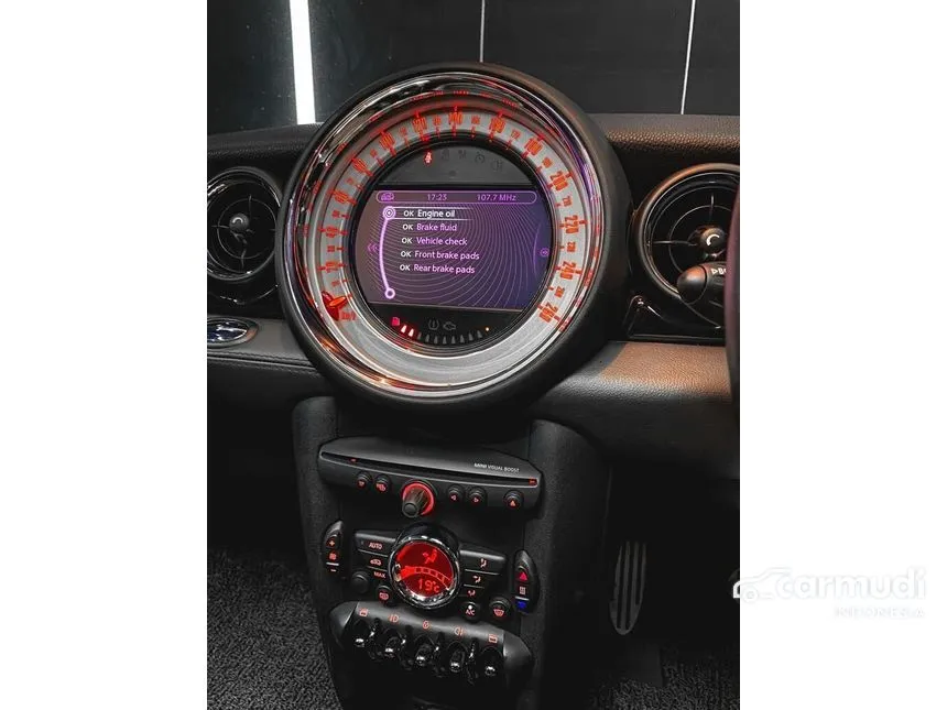2013 MINI Cooper S Hatchback
