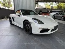 2022 Porsche 718 2.0 Boxster Convertible