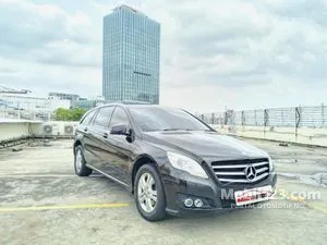 2011 Mercedes-Benz R300L 3.0 Family Wagon