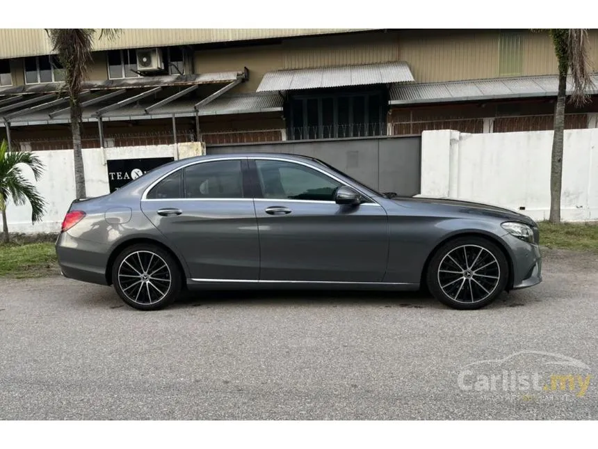 2019 Mercedes-Benz C200 Avantgarde Sedan