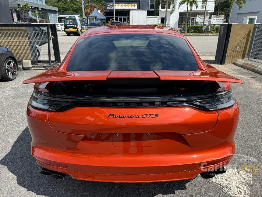 2022 Porsche Panamera GTS Hatchback