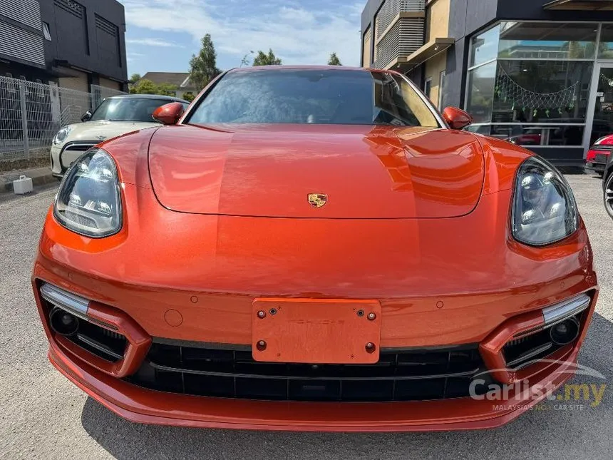 2022 Porsche Panamera GTS Hatchback