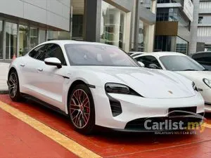 2022 Porsche Taycan 4S Sedan