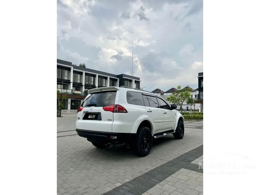 2015 Mitsubishi Pajero Sport Dakar 4X2 SUV