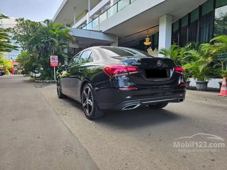 2021 Mercedes-Benz A200 progressive line Sedan
