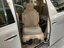 2013 Toyota Alphard 2.4 X X MPV