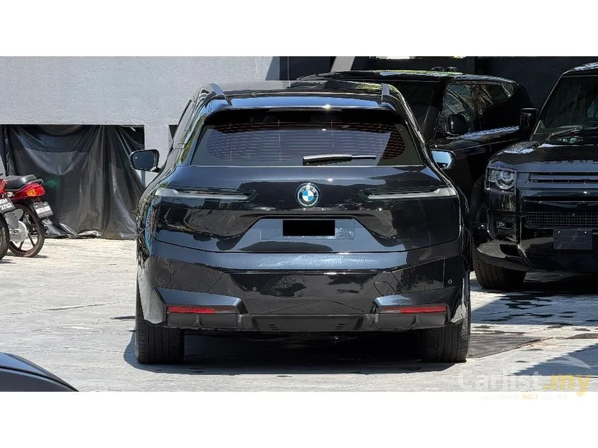 2023 BMW iX xDrive40 SUV