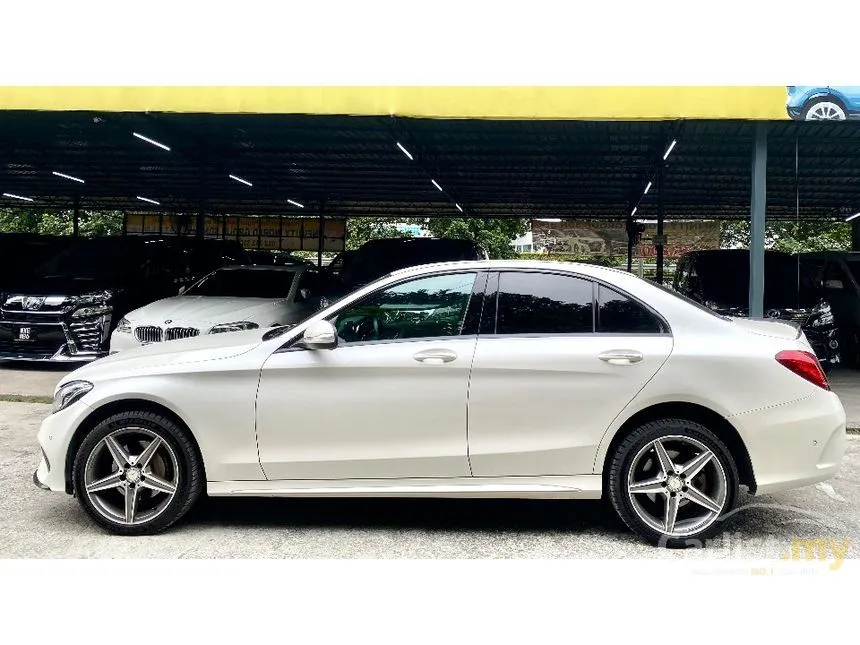 2015 Mercedes-Benz C200 AMG Line Sedan