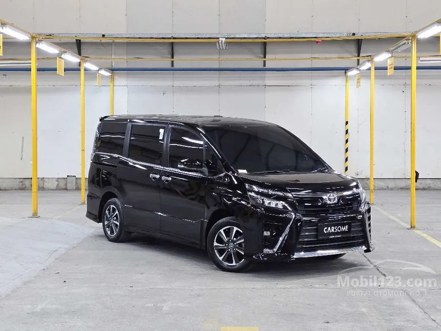 2020 Toyota Voxy MPV