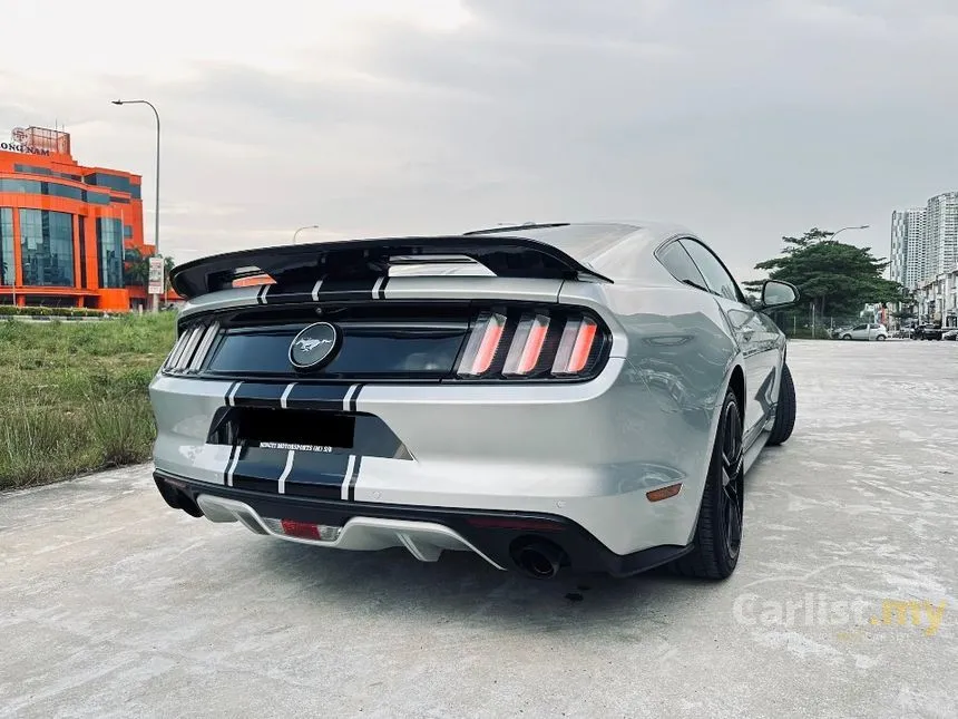 2017 Ford MUSTANG Coupe
