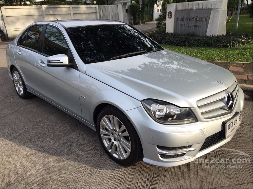 2013 Mercedes-benz C220 Cdi 2.2 W204 (ปี 08-14) W204 Elegance Sedan At 