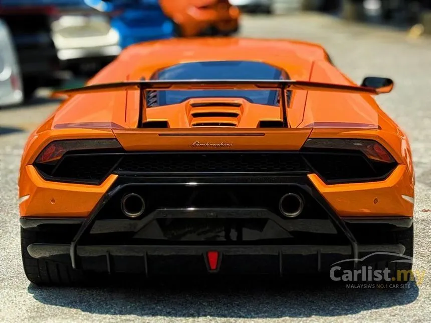 2019 Lamborghini Huracan Performante Coupe