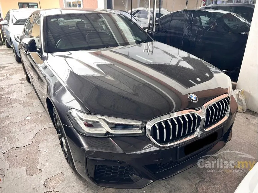 2021 BMW 530e M Sport Sedan