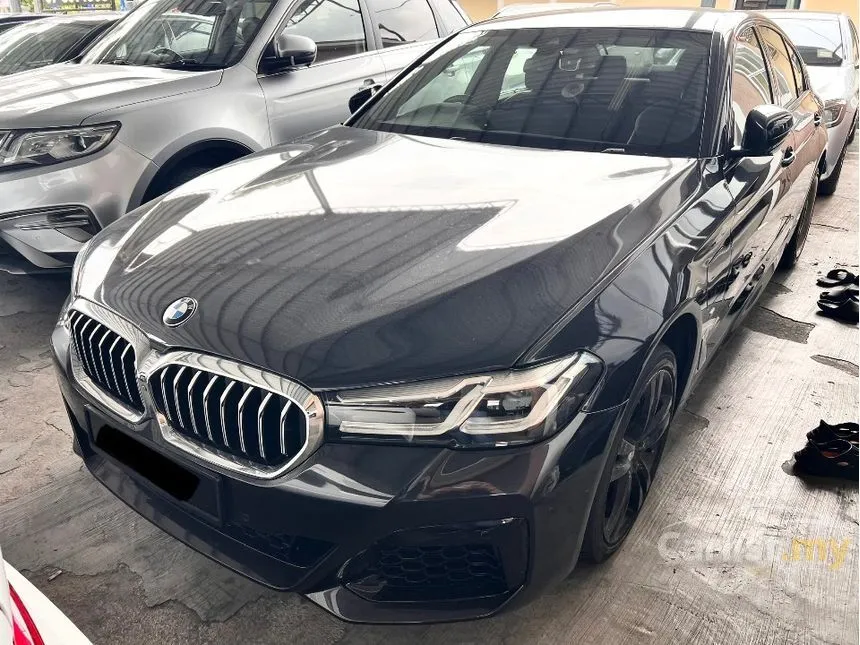 2021 BMW 530e M Sport Sedan