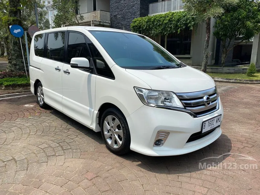2013 Nissan Serena Highway Star MPV