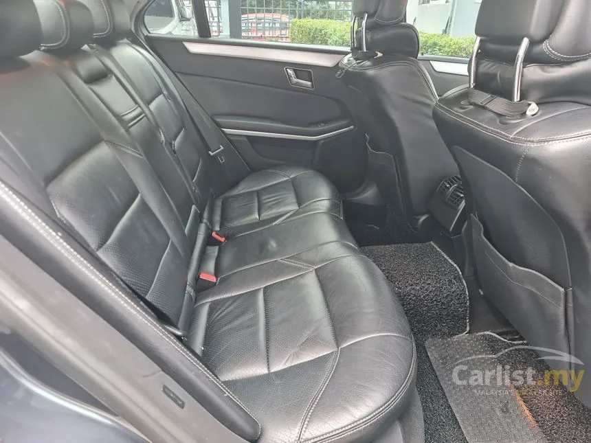 2009 Mercedes-Benz E300 Sedan