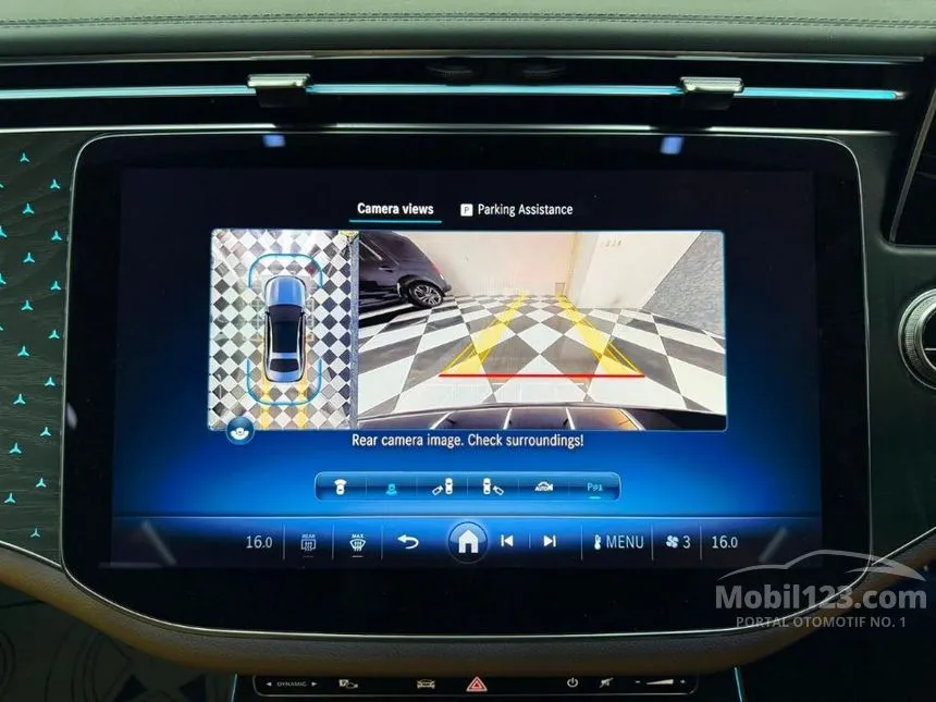2025 Mercedes-Benz E200 Exclusive Line Sedan
