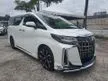 Recon 2022 Toyota Alphard 2.5 SC 3 EYE LED/SUNROOF/READING LIGHT/BSM/DIM/PRE CRASH/PILOT SEATS/FULL LEATHER UNREGISTER